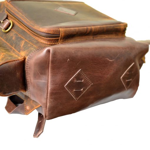 Bear Roll Top V1 – Leather Travel Bag With Advanced Organizer (Brown) - Image 9